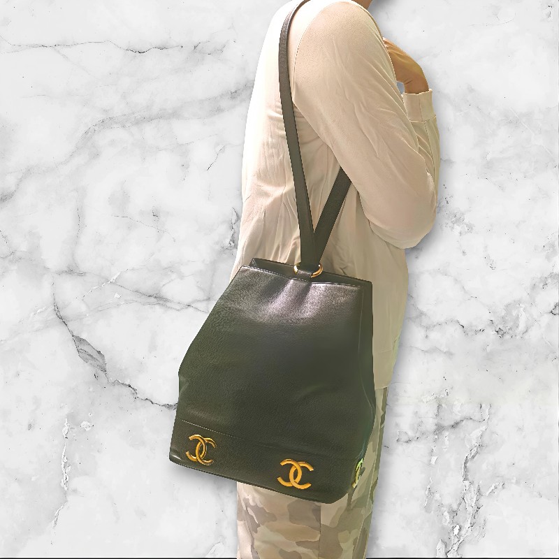 ㊣✨CHANEL✨(附防塵袋)香奈兒 老香 小香 雙C 黑金 雷標 牛皮水桶包 肩背包/二手包/二手精品🌳二手樹屋🌳-61