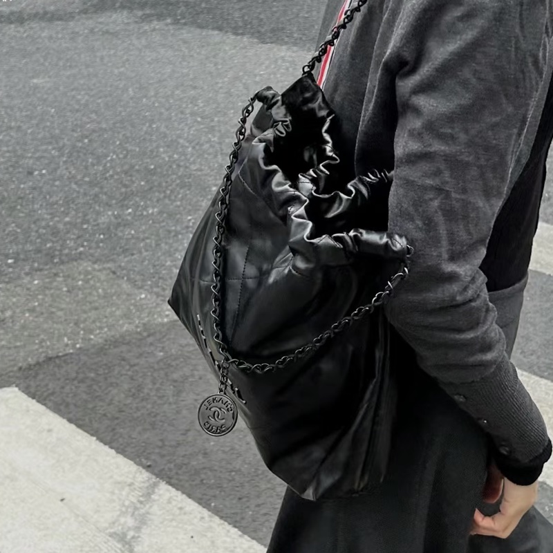 全網最低價🈶台灣購證😍Chanel香奈兒全黑soblack中號22bag單肩手提鏈條包-1