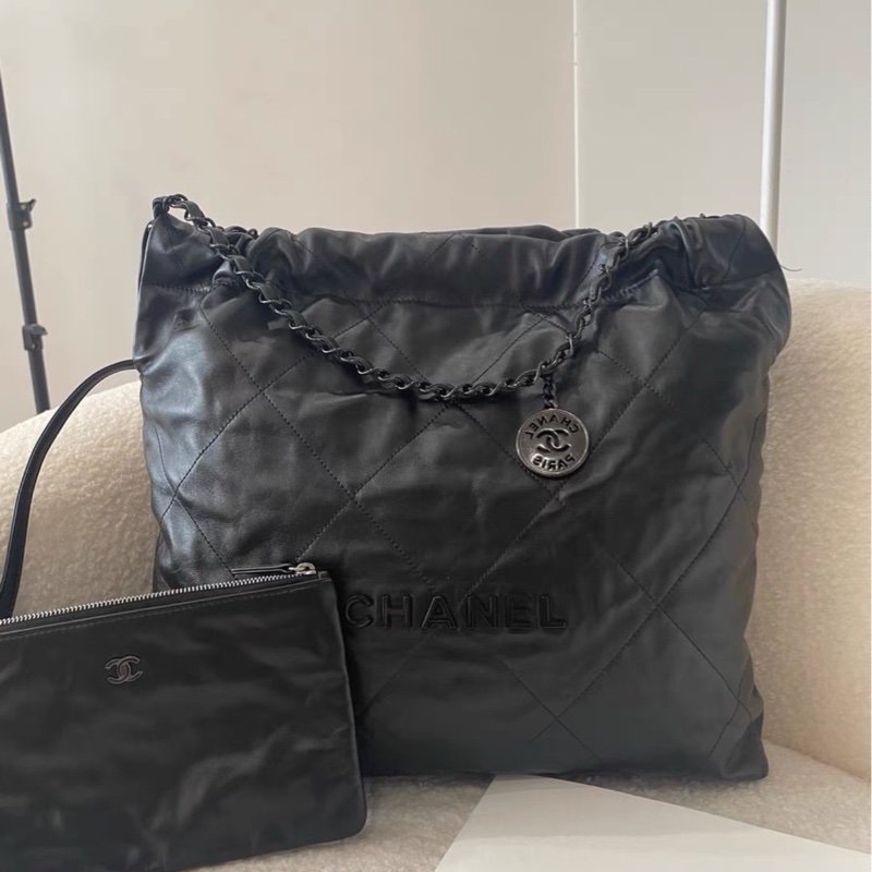 全網最低價🈶台灣購證😍Chanel香奈兒全黑soblack中號22bag單肩手提鏈條包-5