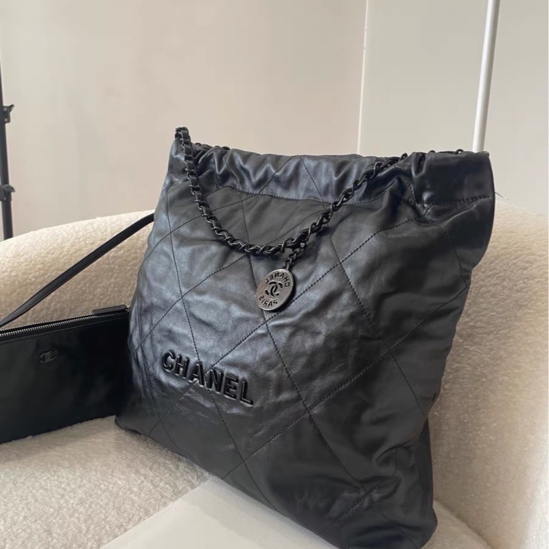 全網最低價🈶台灣購證😍Chanel香奈兒全黑soblack中號22bag單肩手提鏈條包-7