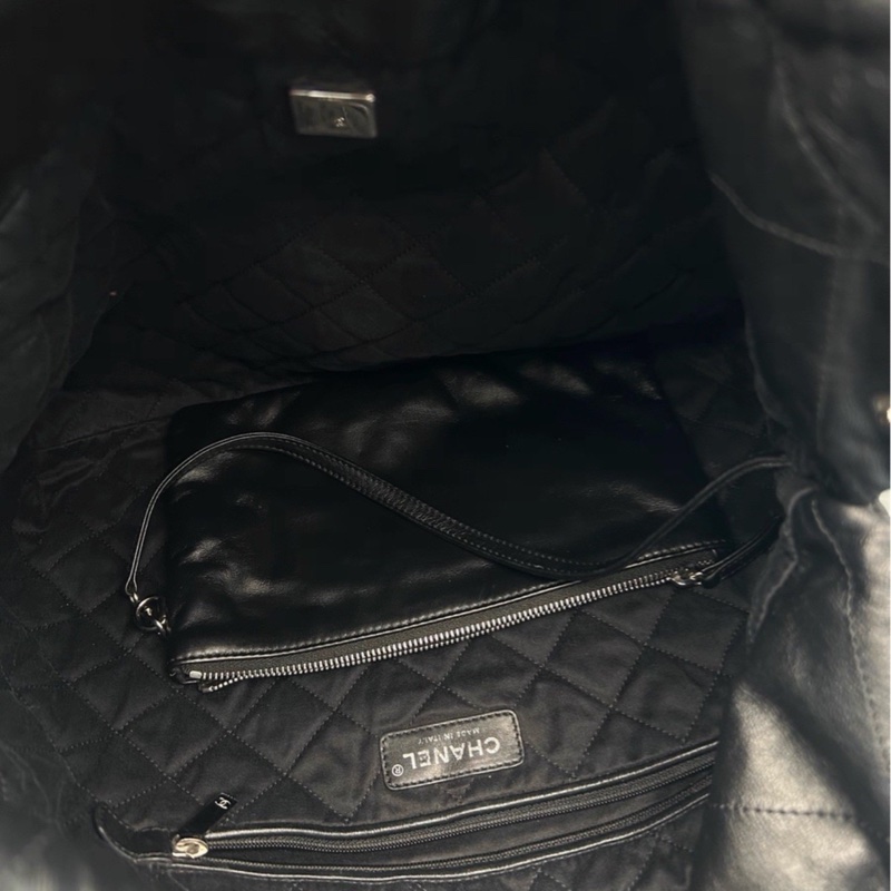 全網最低價🈶台灣購證😍Chanel香奈兒全黑soblack中號22bag單肩手提鏈條包-11