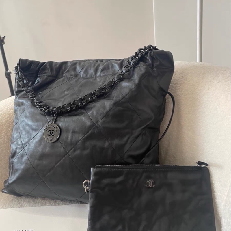 全網最低價🈶台灣購證😍Chanel香奈兒全黑soblack中號22bag單肩手提鏈條包-12