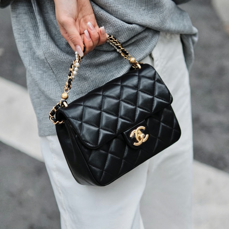 CHANEL香奈兒24P黑金菱格紋羊皮珍珠方胖子鏈條包🔗芯片款-9