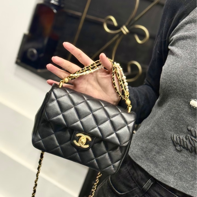CHANEL香奈兒24P黑金菱格紋羊皮珍珠方胖子鏈條包🔗芯片款-40