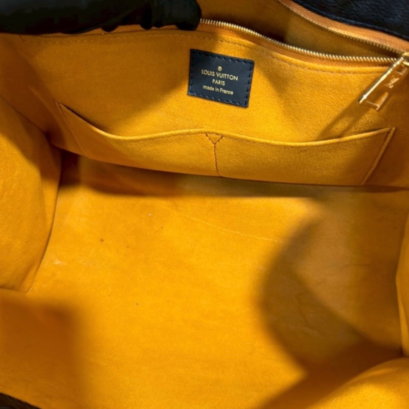 Louis Vuitton路易威登黑色全牛皮壓紋On The Go中號托特手提包肩背包-20