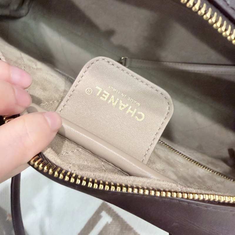 ❤️❤️香奈兒26P春夏包款 全網唯ㄧ 巧克力🍫色保齡球包-15