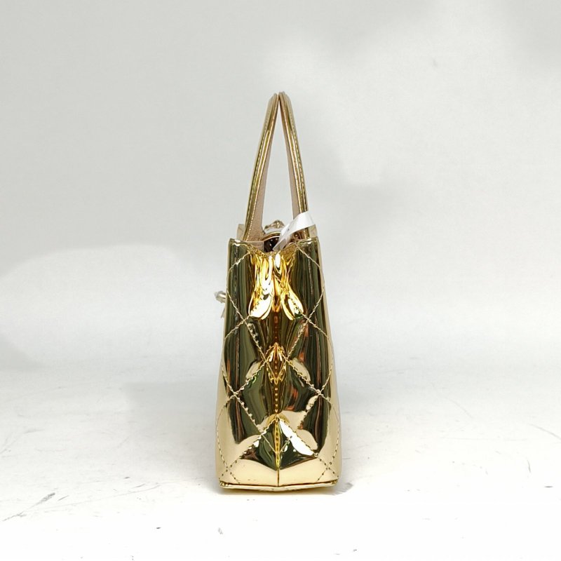 CHANEL 金色漆皮晶片開金扣Kelly鏈條手提包小號26C肩背包-1