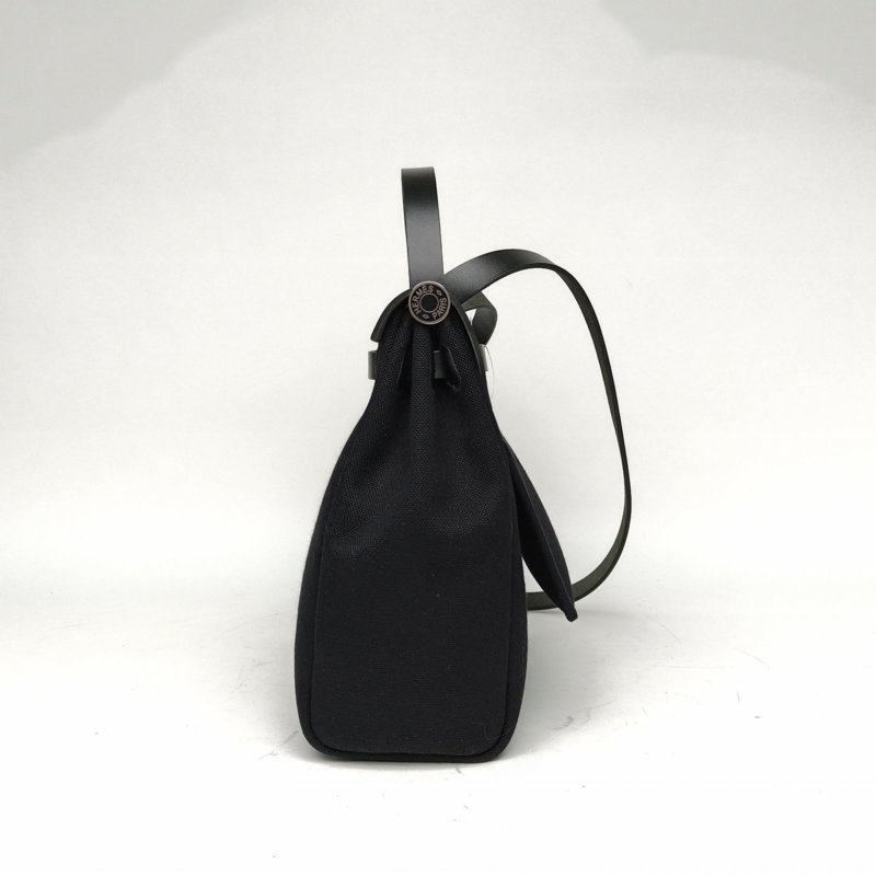 HERMES Herbag31黑色帆布/Hunter牛皮K2025銀扣肩背包-1
