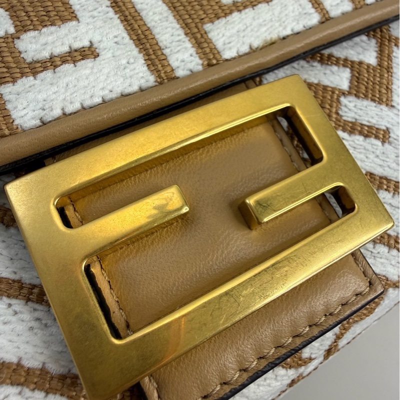 Fendi|鏈條法棍🥖-4