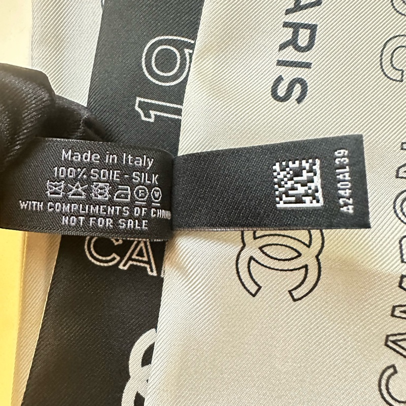 Chanel twilly小絲巾 黑白雙面-7