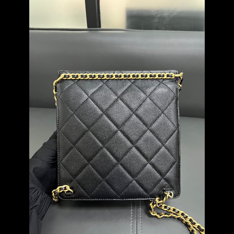 Chanel 23k ado backpack 
黑金荔枝皮-4