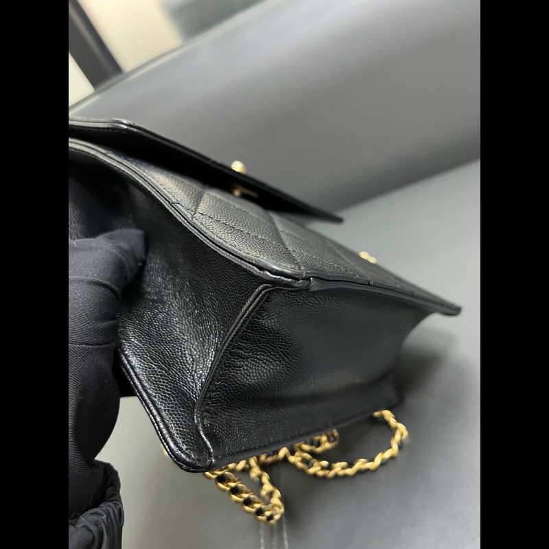 Chanel 23k ado backpack 
黑金荔枝皮-7