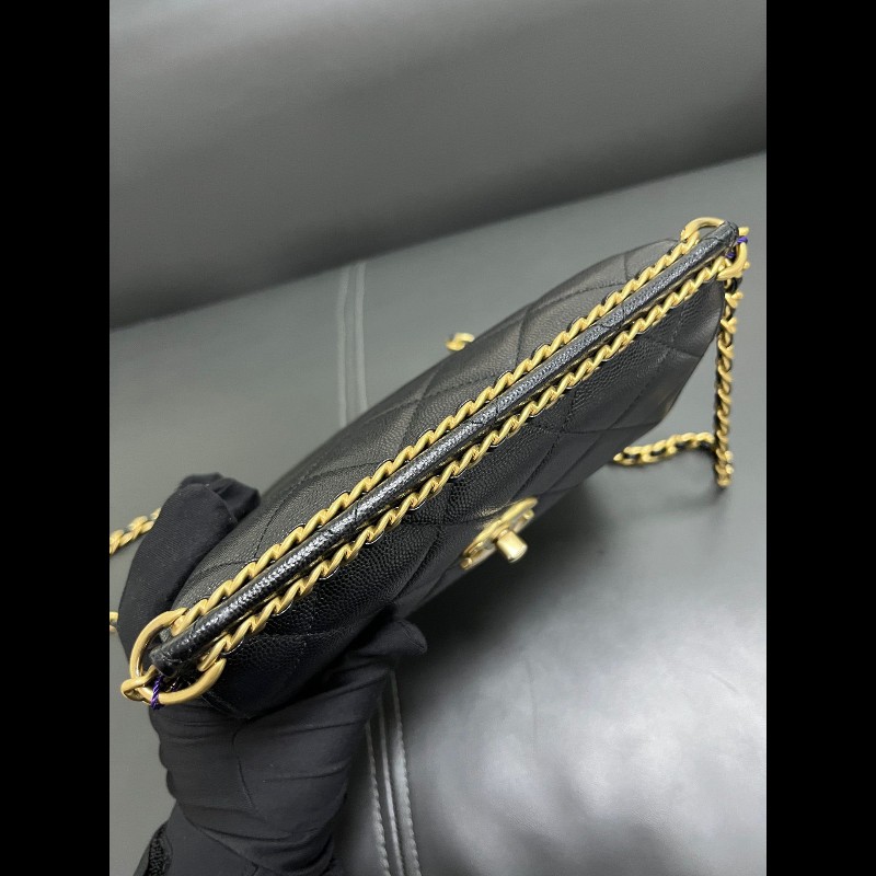 Chanel 23k ado backpack 
黑金荔枝皮-14