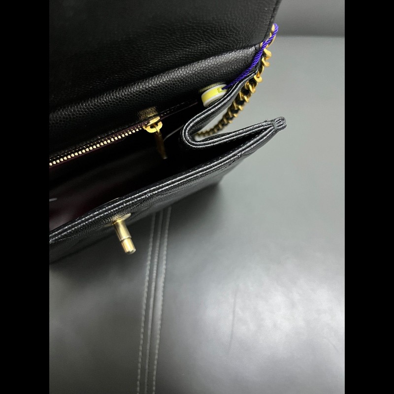 Chanel 23k ado backpack 
黑金荔枝皮-17