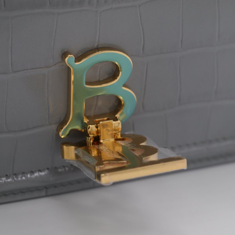 （超級新♥️可送禮）Burberry 博柏利 Croc TB 灰色牛皮 金色鏈條 斜挎包 豆腐包-8