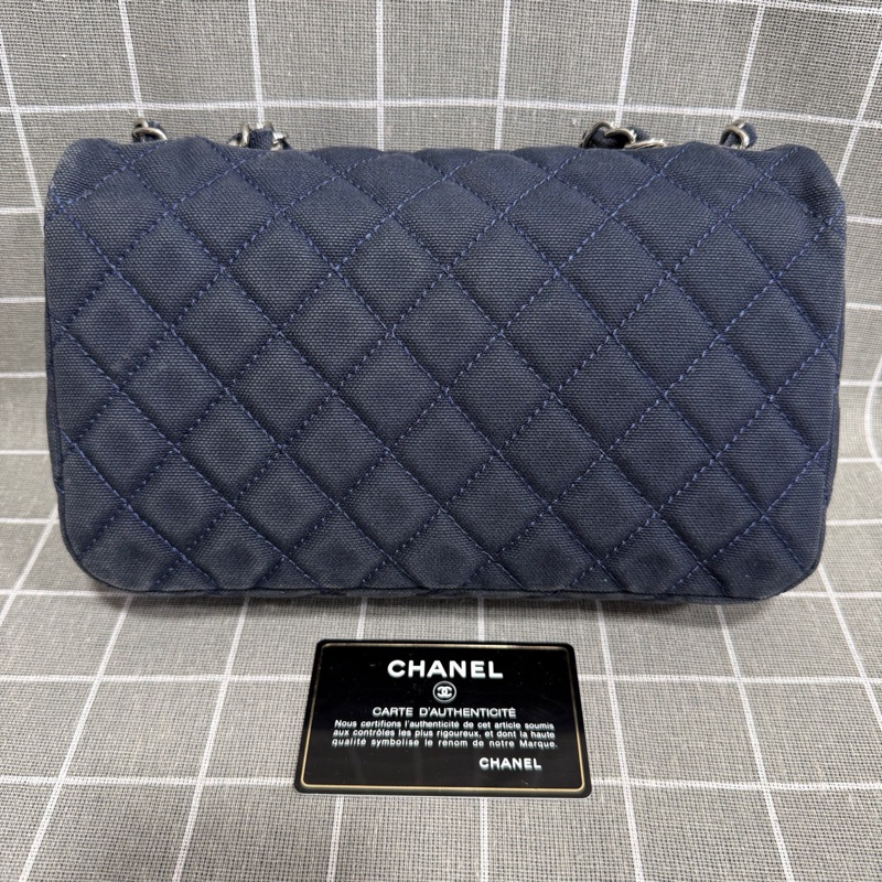 Chanel • 稀有大Logo海軍藍牛仔銀釦Cf 鏈條包 有卡✔️-4