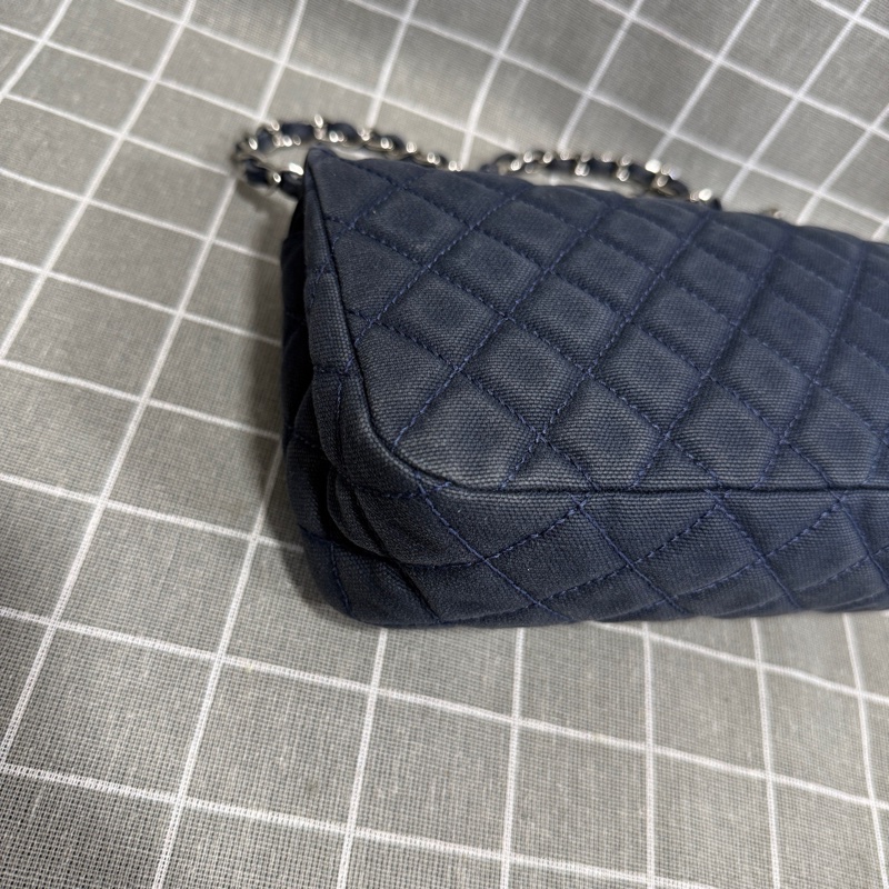 Chanel • 稀有大Logo海軍藍牛仔銀釦Cf 鏈條包 有卡✔️-17