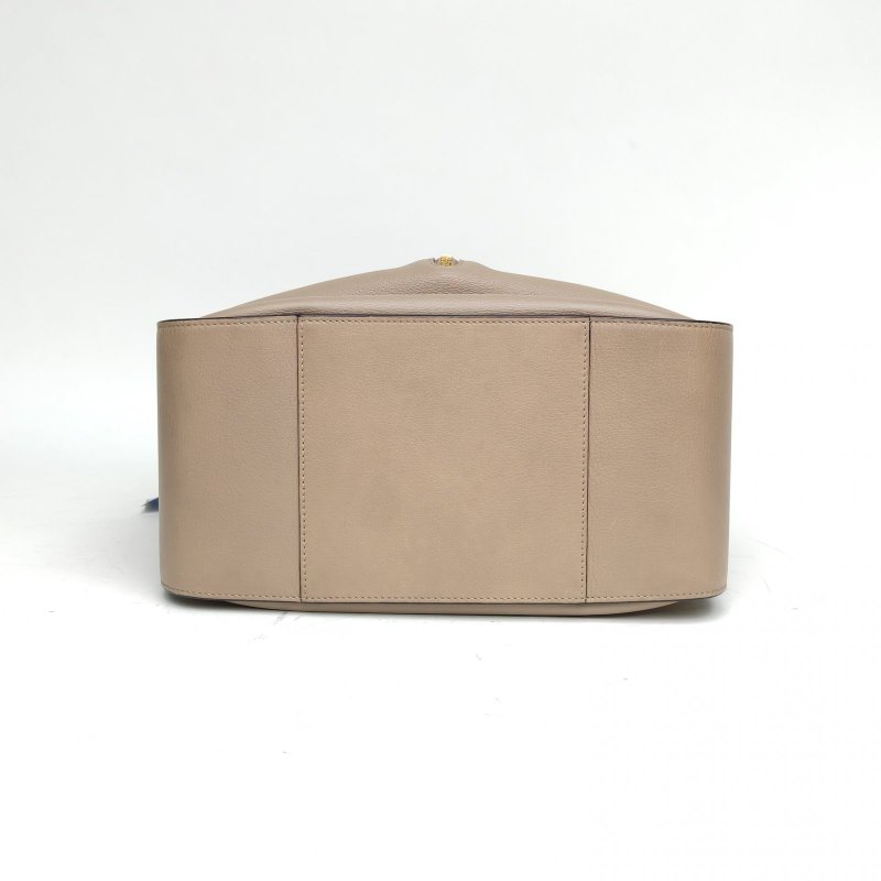 LOEWE Hammock吊床包小號大象灰牛皮金扣肩背包-4