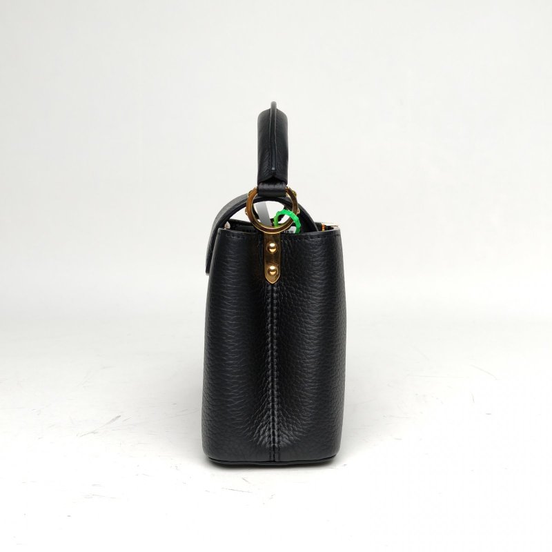 LOUIS VUITTON CapucinesMini21黑色牛皮金扣晶片肩背包-3