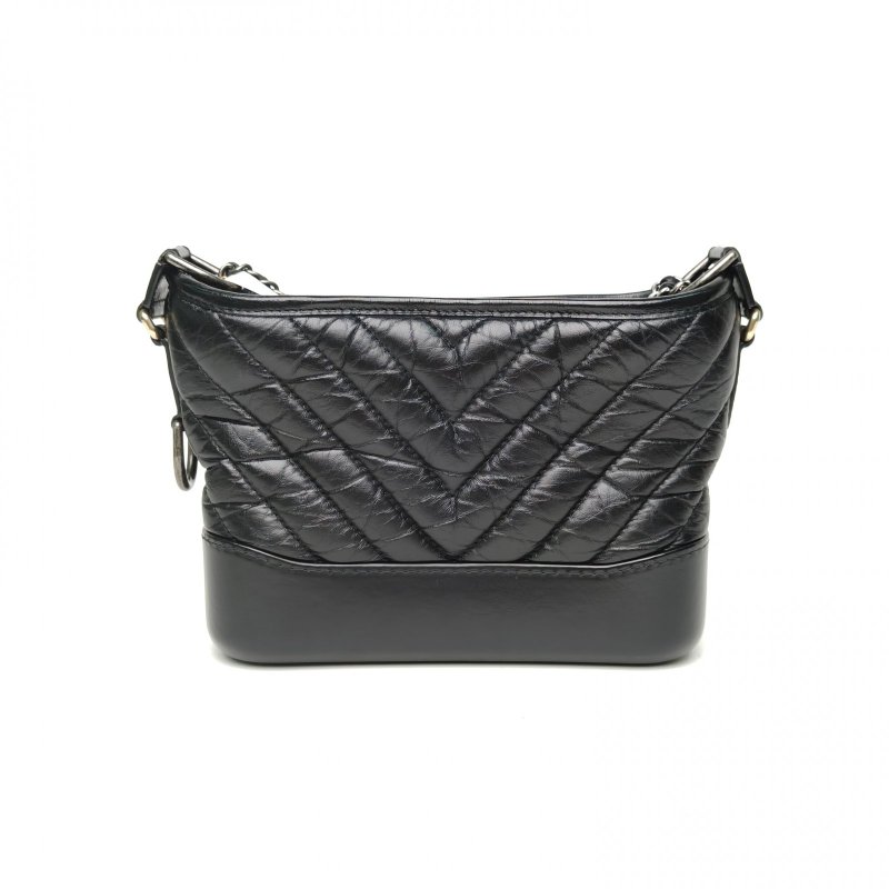 CHANEL GABRIELLE流浪小號黑色牛皮27開金銀扣V紋肩背包-2