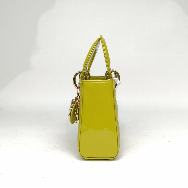DIOR Lady戴妃包三格綠色漆皮淺金扣2021肩背包-1
