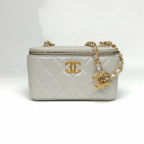 CHANEL 銀色荔枝牛皮鐳射標金扣24S長盒子化妝包鳳梨扣肩背包