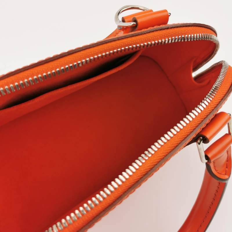 Louis Vuitton (LV) AlmaBB牛皮純色水波紋貝殼包斜背包單肩包-6