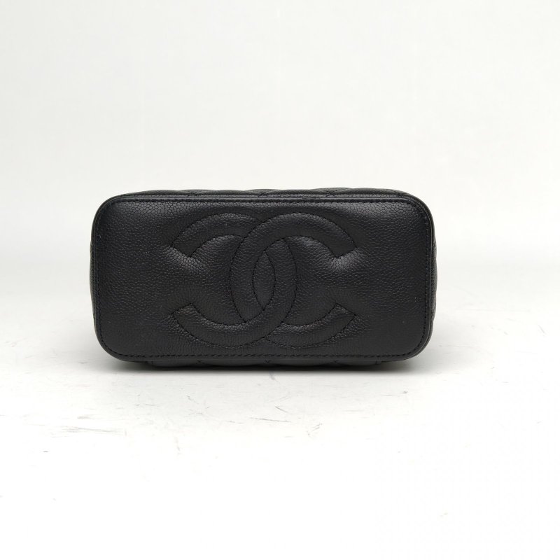 CHANEL 23P長盒子化妝包黑色荔枝牛皮金扣愛心金球肩背包-4