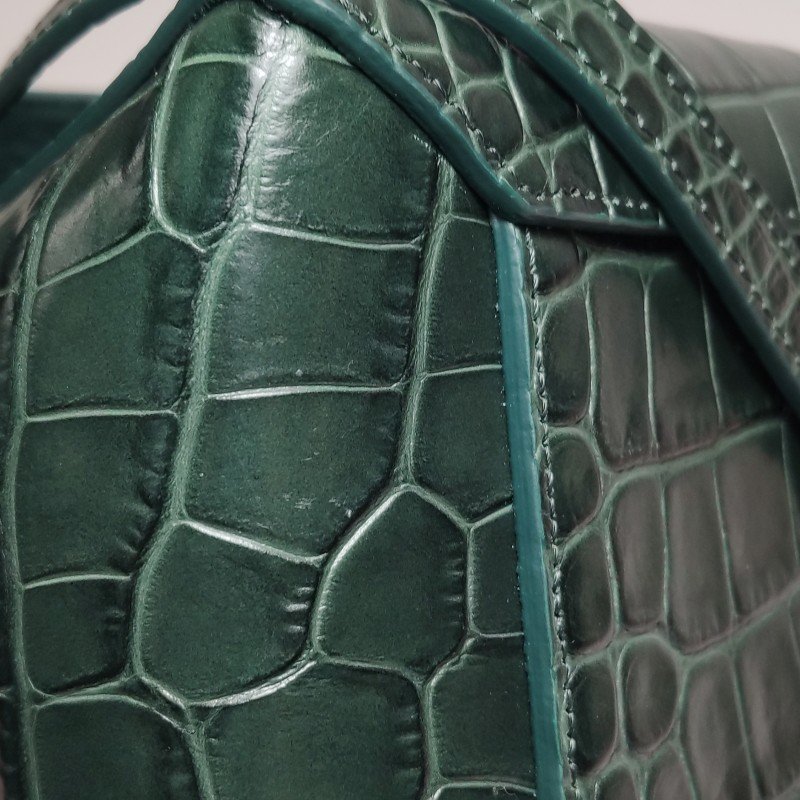 Celine Belt鯰魚包Micro牛皮純色紐結飾帶斜背包單肩包-13