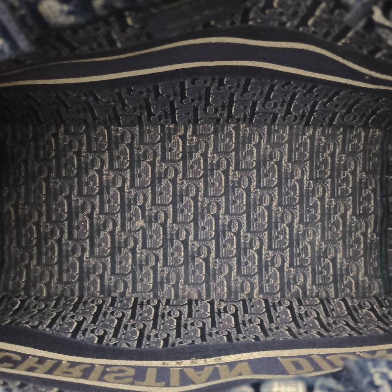 DIOR BookTote中號藍色天鵝絨/帆布Oblique字母刺繡帆布肩背包-4