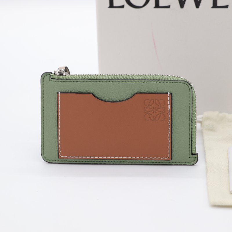 Loewe 羅威 酪梨綠 焦糖色 米色 牛皮 拉鍊 卡包 （零錢位+卡位）-1