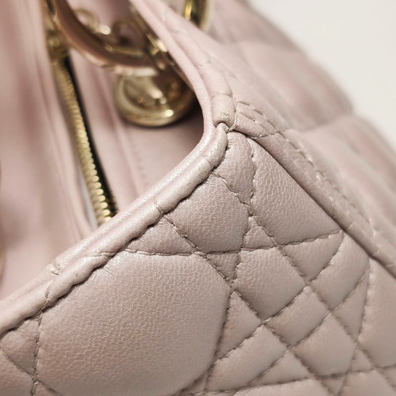 Dior Lady Dior戴妃包款中型羊皮藤格紋字母Logo吊飾單肩包-20