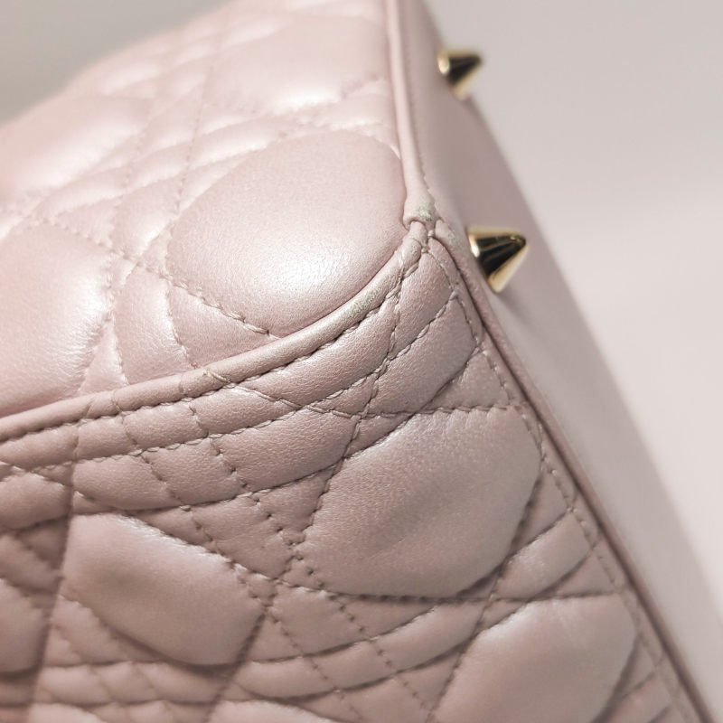 Dior Lady Dior戴妃包款中型羊皮藤格紋字母Logo吊飾單肩包-28