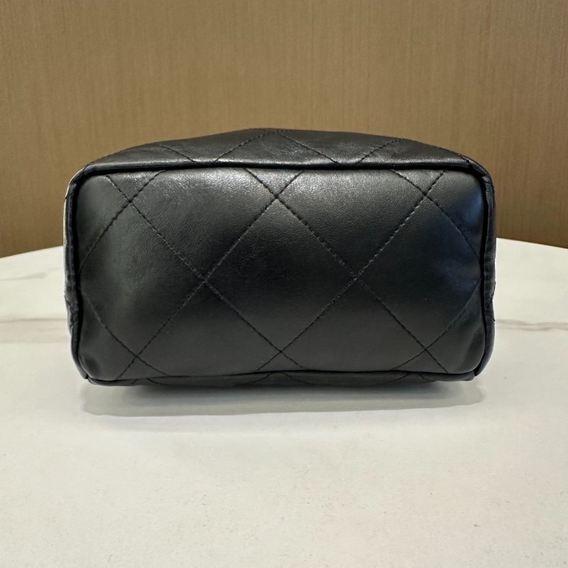 近新品 香奈兒/Chanel 芯片黑色金扣羊皮彩寶福袋肩背斜背包-4