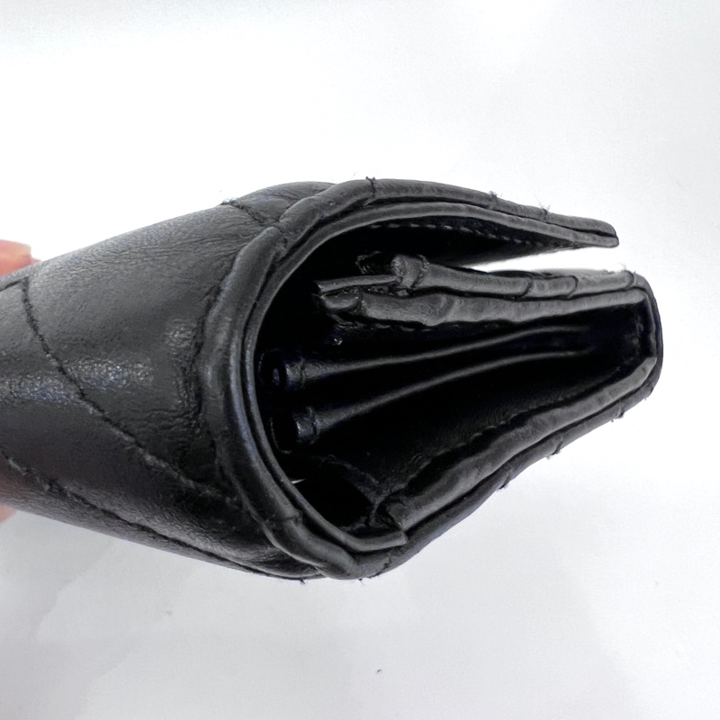 Gucci黑牛皮山型紋霧金釦Marmont下蓋12卡長夾-6