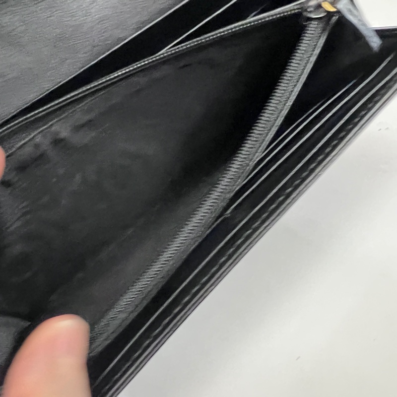 Gucci黑牛皮山型紋霧金釦Marmont下蓋12卡長夾-11