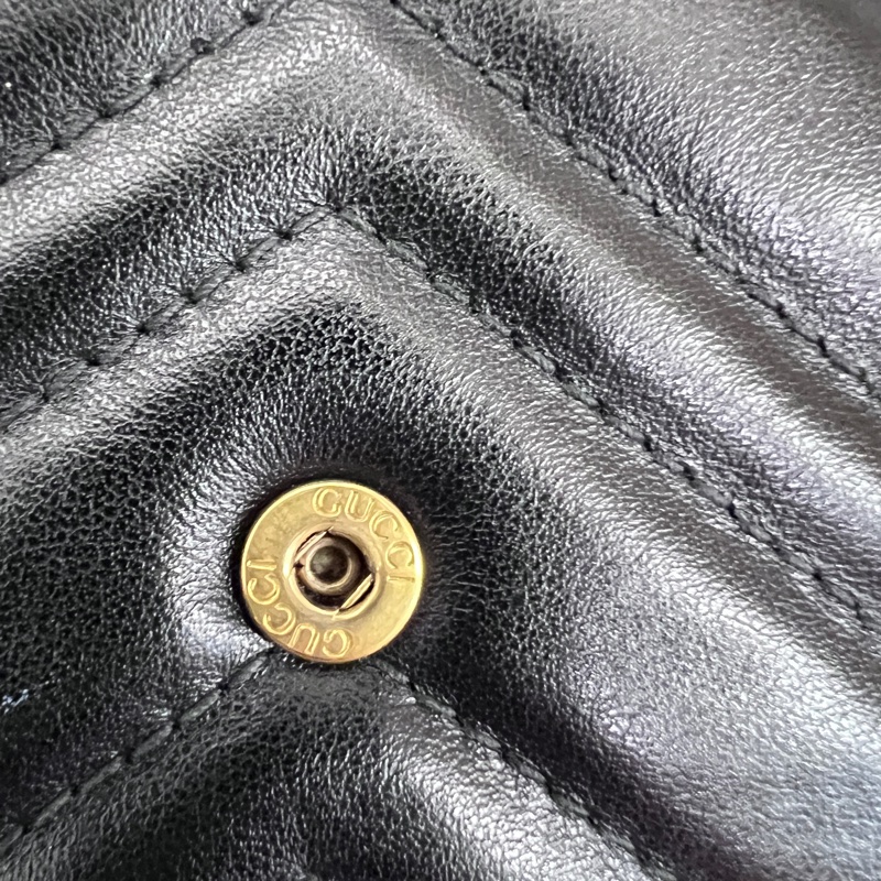 Gucci黑牛皮山型紋霧金釦Marmont下蓋12卡長夾-13