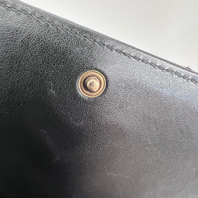 Gucci黑牛皮山型紋霧金釦Marmont下蓋12卡長夾-14