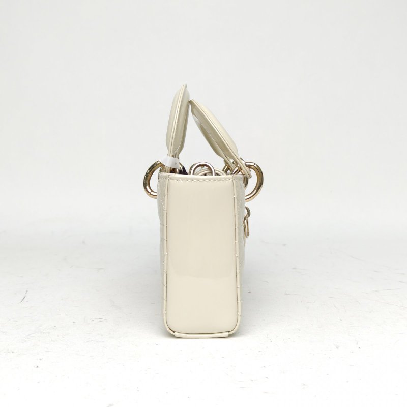 DIOR LadyD-Joy橫版戴妃包小號白色漆皮淺金扣2023肩背包-3