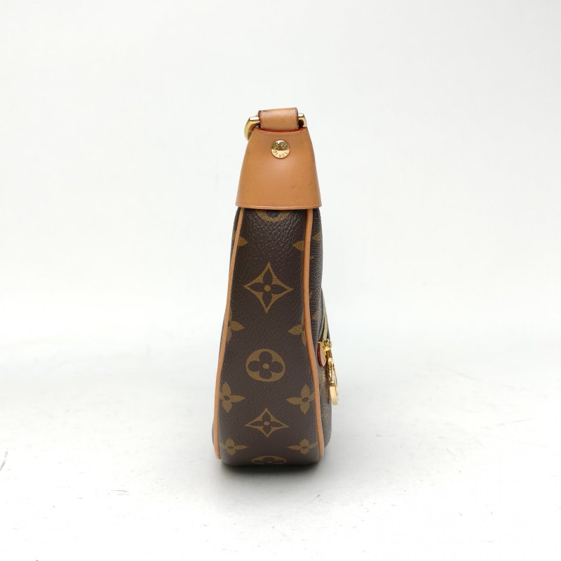 LOUIS VUITTON Loop豌豆包老花PVC金扣晶片肩背包-3