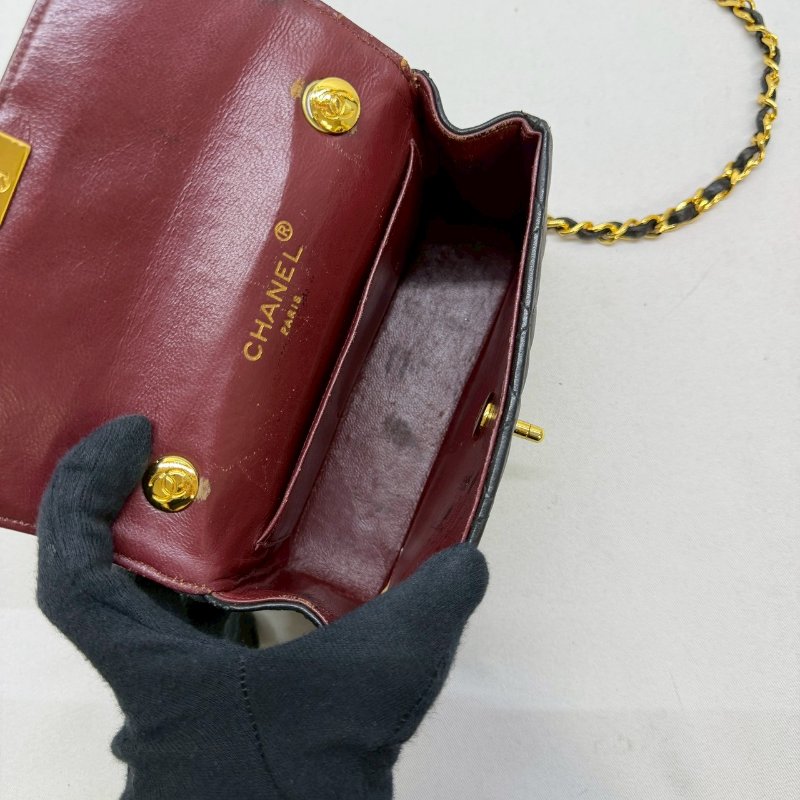 CHANEL vintage迷你圓扣方胖鏈帶包-5