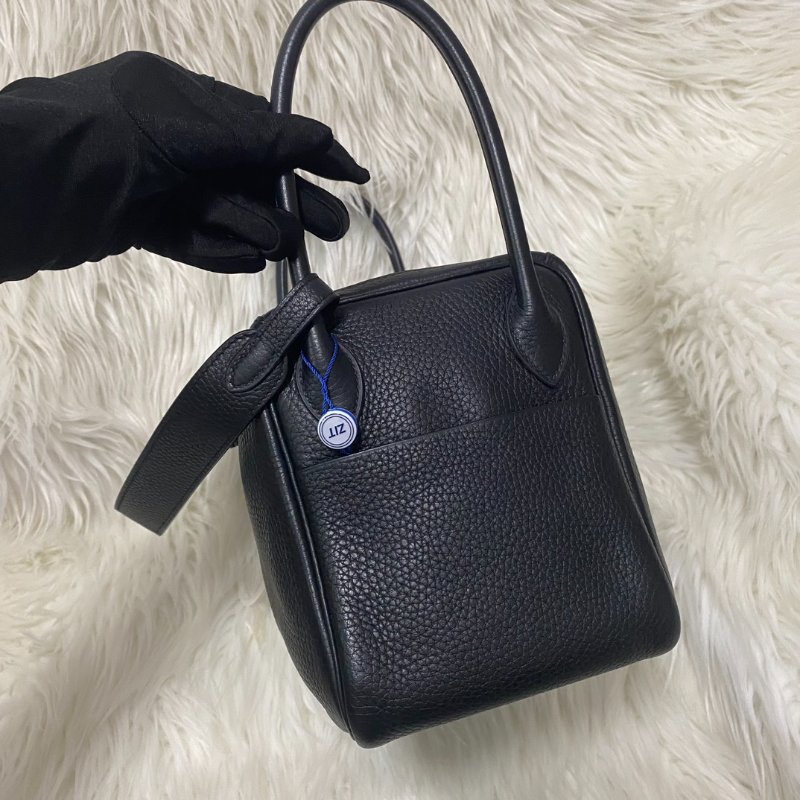 愛馬仕Hermes Lindy26 黑金肩背包-2