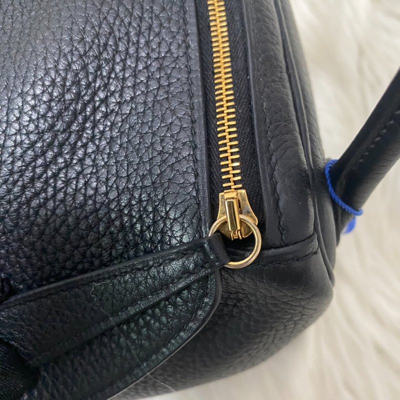 愛馬仕Hermes Lindy26 黑金肩背包-9
