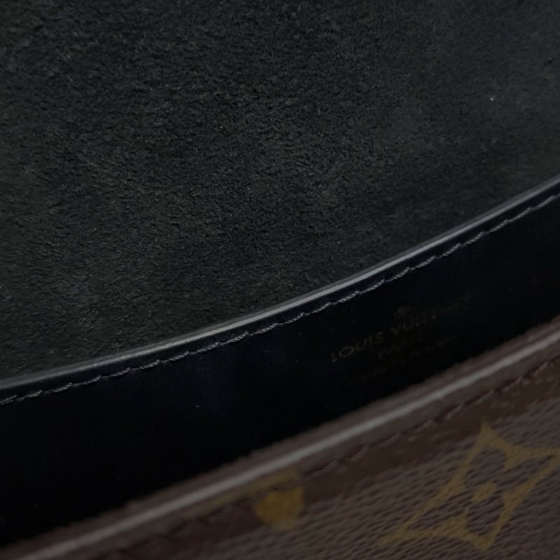 Louis Vuitton (LV) Tilsitt牛皮拼色老花金屬扣斜挎包肩背包晶片款-9