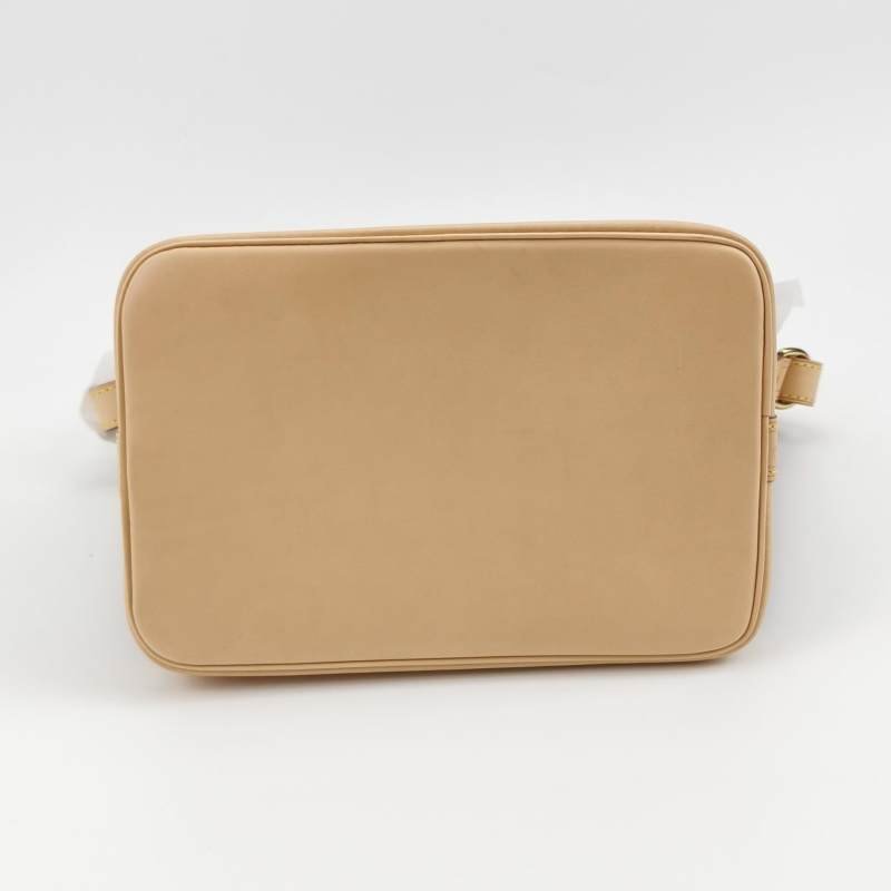 Louis Vuitton (LV) NOEBB植鞣革Monogram印花抽繩斜挎包肩背包晶片款-5