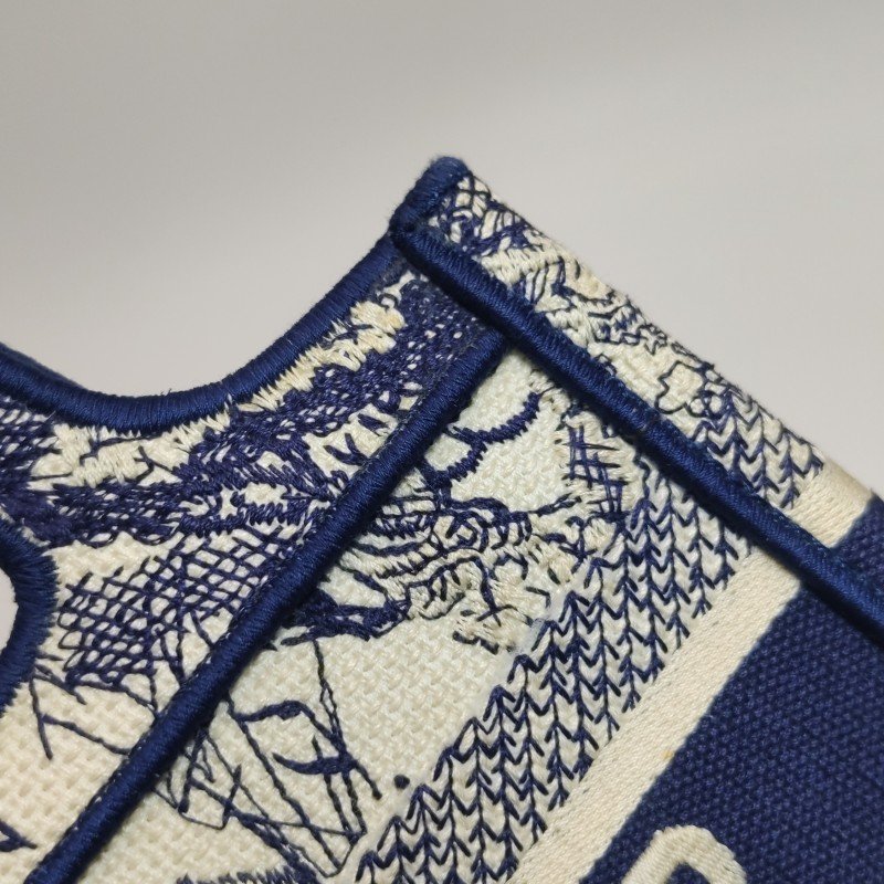 Dior Book Tote迷你帆布字母Logo手提包-15