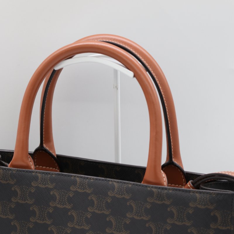 （可以放 A4 紙♥️）Celine 思琳 棕色 Triomphe帆布 Cabas 老花 琴譜包 Vertical Cabas 兩用包-7