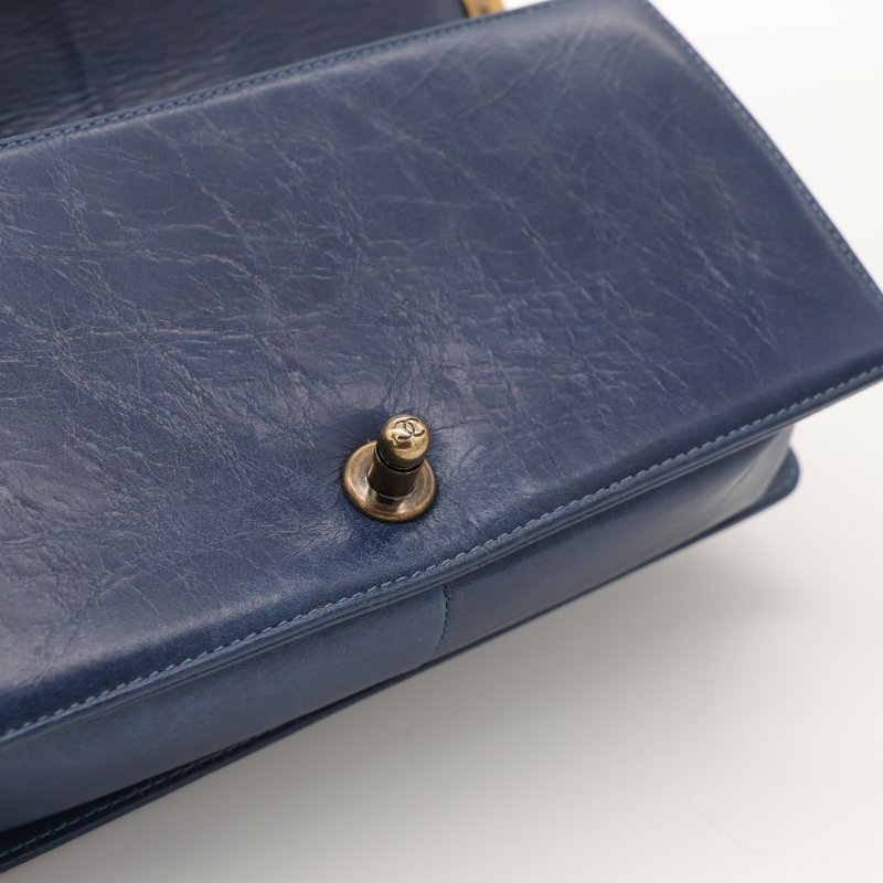 （配件超級齊全♥️）Chanel 香奈兒 LeBoy 中型 25cm 牛蠟皮 復古藍 做舊金釦 鏈條包 斜背包 17 開-14