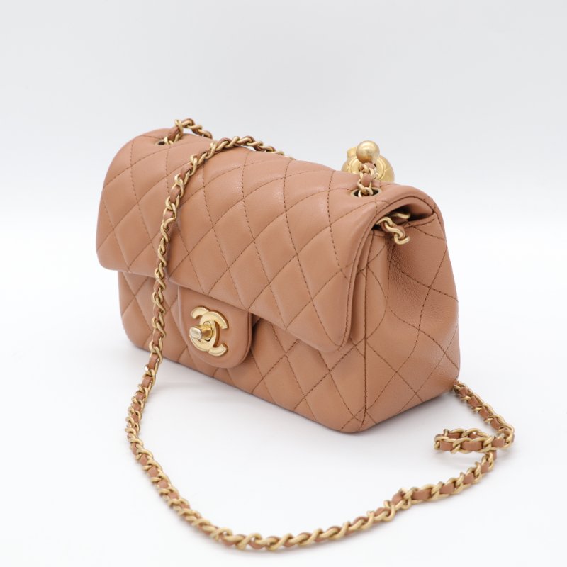全網最低（限時特價♥️金球 CF）Chanel 香奈兒 Classic Flap CF 20cm 金球 CF 奶茶色 牛皮 金釦 鏈條包 斜背包-6