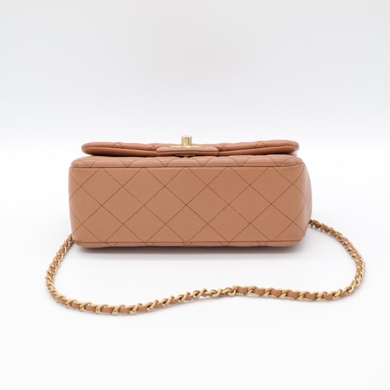 全網最低（限時特價♥️金球 CF）Chanel 香奈兒 Classic Flap CF 20cm 金球 CF 奶茶色 牛皮 金釦 鏈條包 斜背包-7